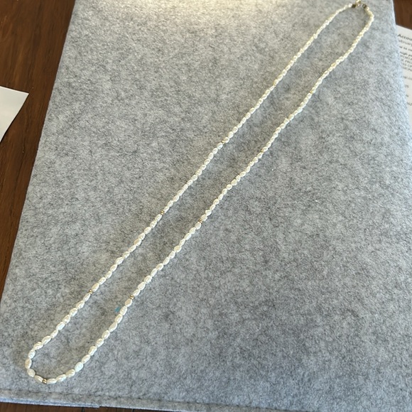 Pearl Necklace - Picture 2 of 4